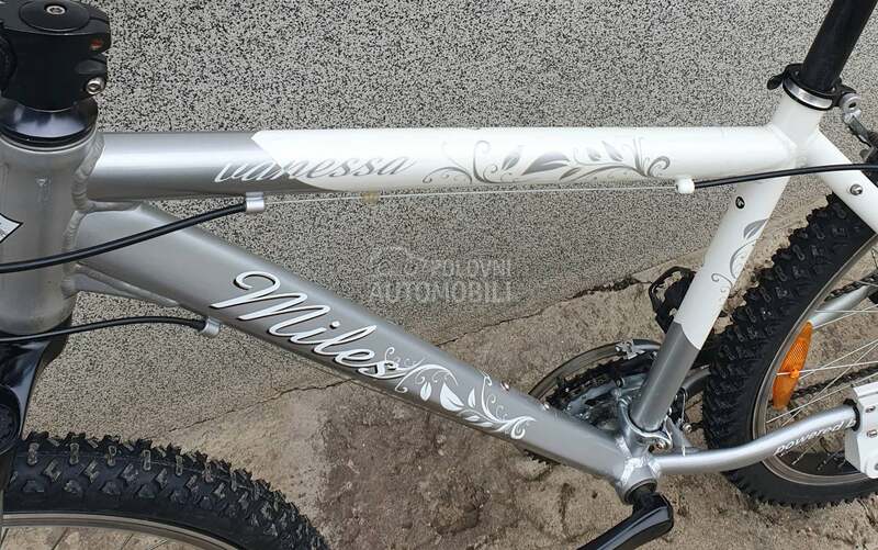 MILES VANESSA 3X8 ALU