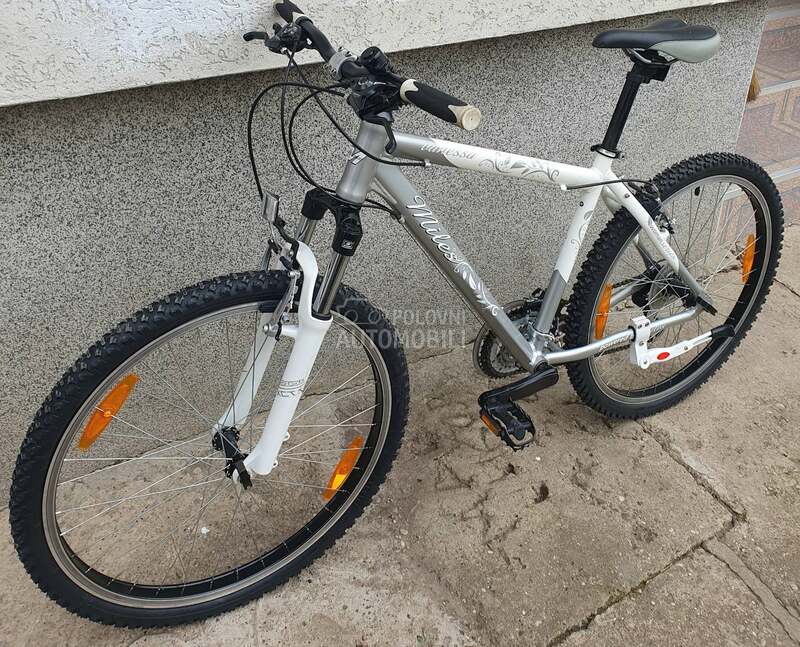 MILES VANESSA 3X8 ALU