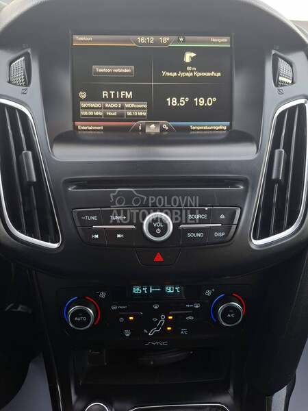 Ford Focus 2.0. TITANIUM