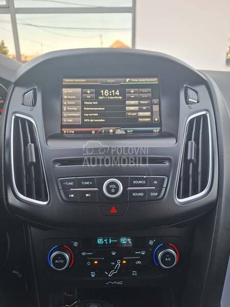 Ford Focus 2.0. TITANIUM