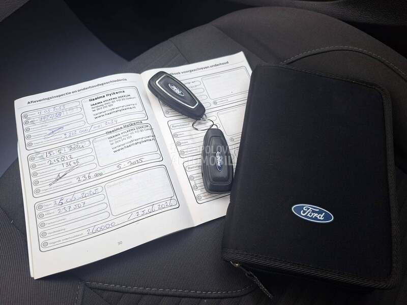 Ford Focus 2.0. TITANIUM