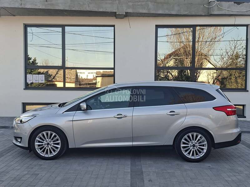 Ford Focus 2.0. TITANIUM