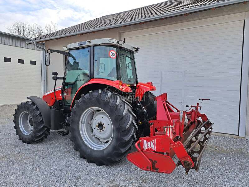 Massey Ferguson 5445