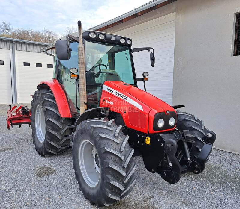 Massey Ferguson 5445