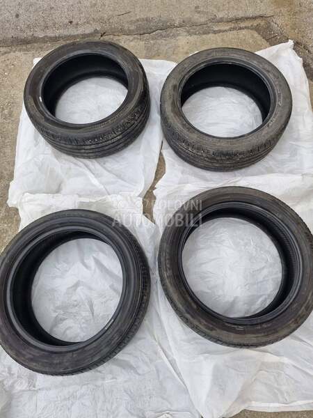 Hankook 215/50 R18 Letnja