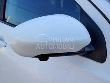 Retrovizor desni beli za Nissan Qashqai od 2009. do 2013. god.