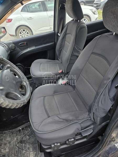 Hyundai Matrix auto