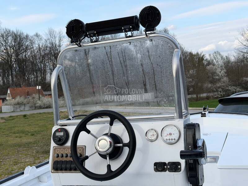 Alunautika tajfun 6m