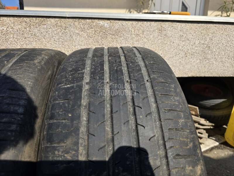 Continental 225/45 R18 Letnja