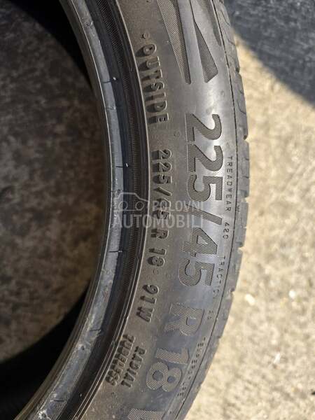 Continental 225/45 R18 Letnja