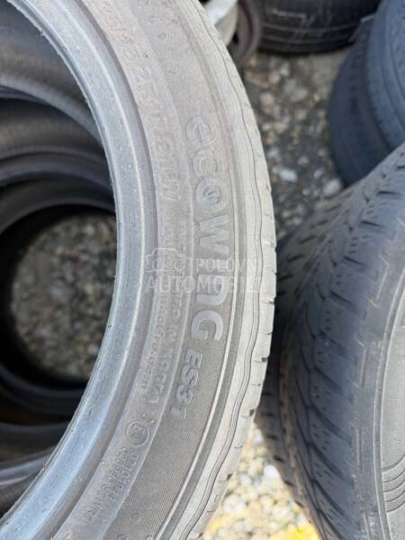 Kumho 225/45 R17 Letnja