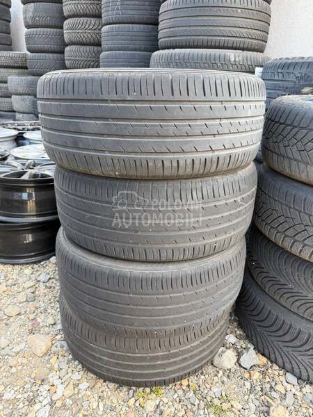 Kumho 225/45 R17 Letnja