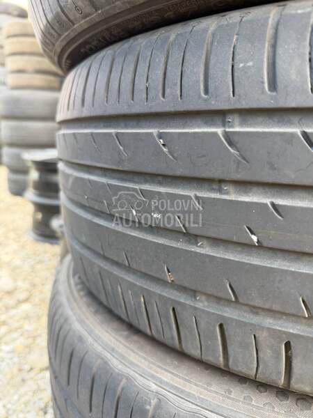 Kumho 225/45 R17 Letnja