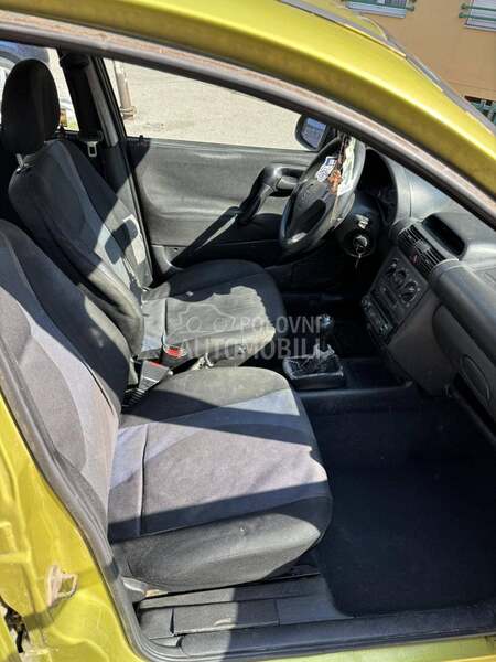 Opel Corsa B 
