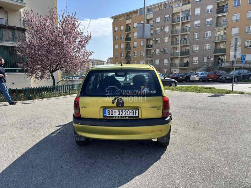 Opel Corsa B 