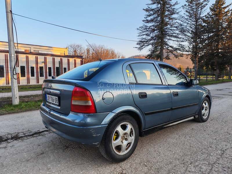 Opel Astra G 2.0 Di