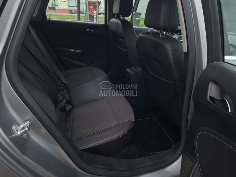 Opel Astra J 1.7cdti