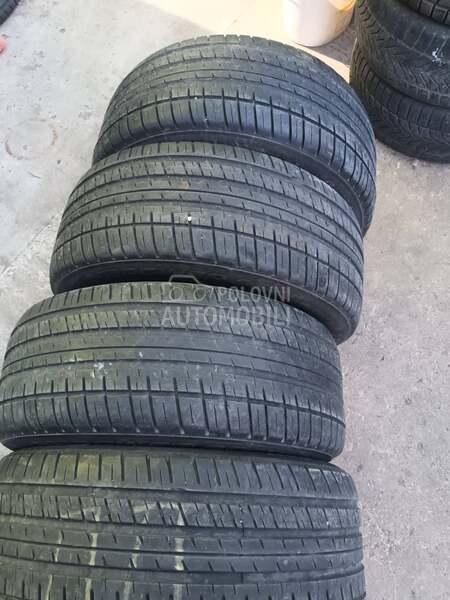 Ostalo 235/45 R17 Letnja