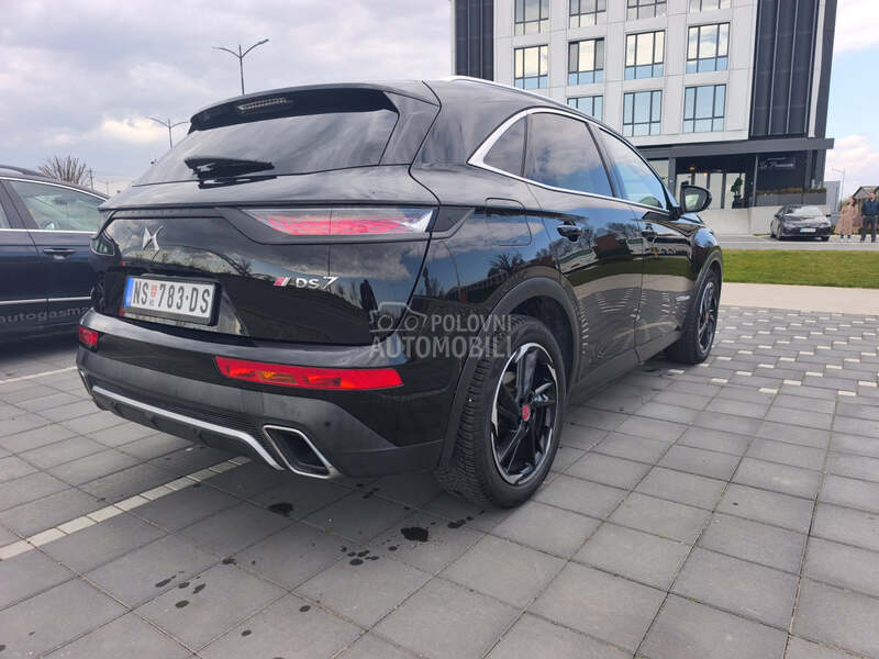 DS 7 