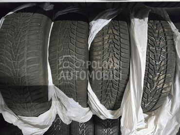 Hankook 215/65 R17 Zimska