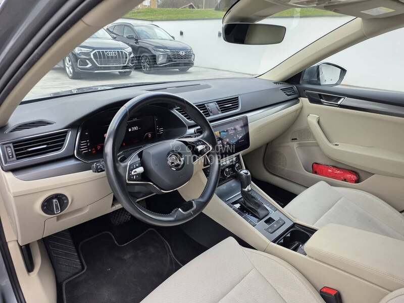 Škoda Superb Matrix/Virtual