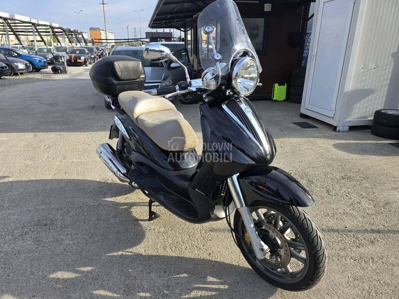 Piaggio Beverly 500 cruiser NOV