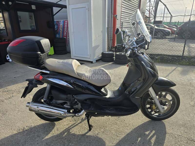 Piaggio Beverly 500 cruiser NOV