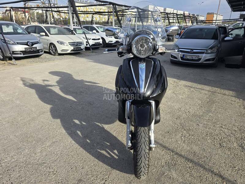 Piaggio Beverly 500 cruiser NOV