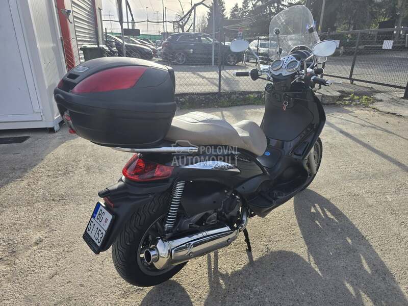 Piaggio Beverly 500 cruiser NOV