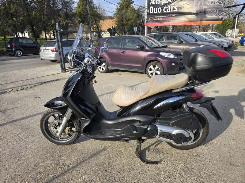 Piaggio Beverly 500 cruiser NOV