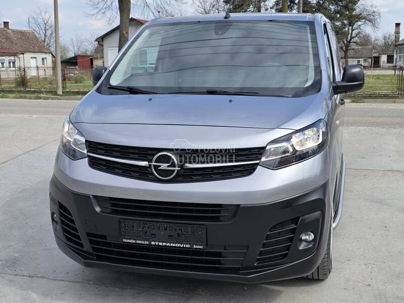 Opel Vivaro FULL