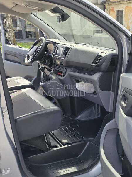 Opel Vivaro FULL