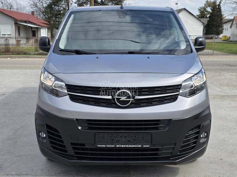 Opel Vivaro FULL