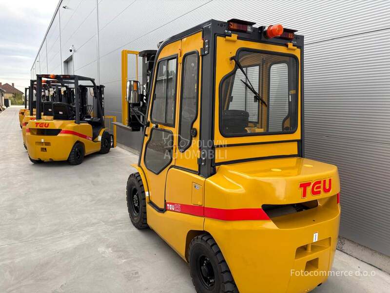 TEU FD25 MITSUBISHI S4S