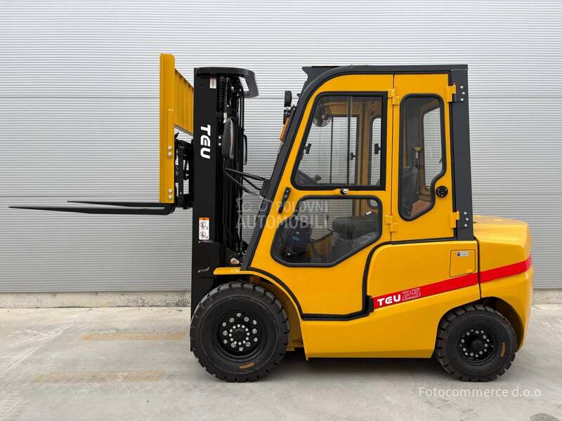 TEU FD25 MITSUBISHI S4S