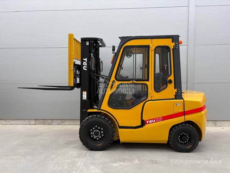 TEU FD25 MITSUBISHI S4S