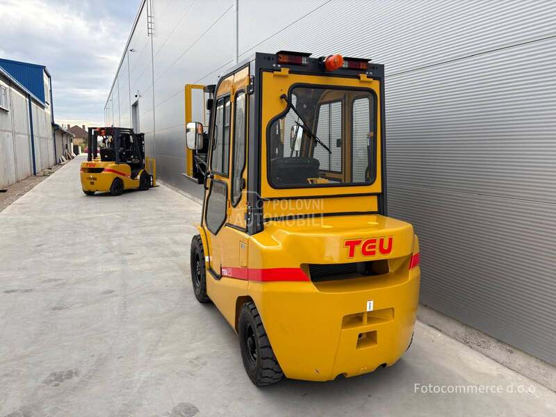 TEU FD25 MITSUBISHI S4S