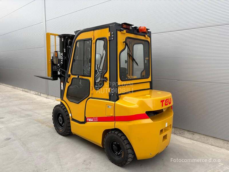 TEU FD25 MITSUBISHI S4S