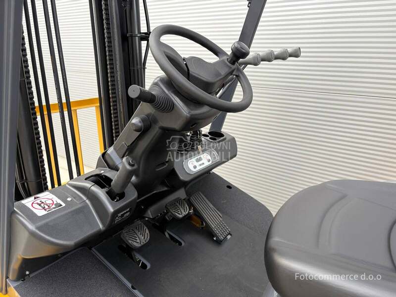 TEU FD25 MITSUBISHI S4S