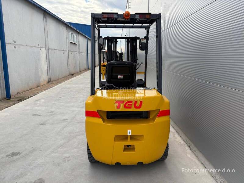 TEU FD25 MITSUBISHI S4S