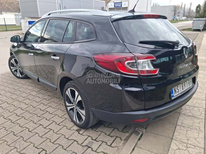 Renault Megane BOSE