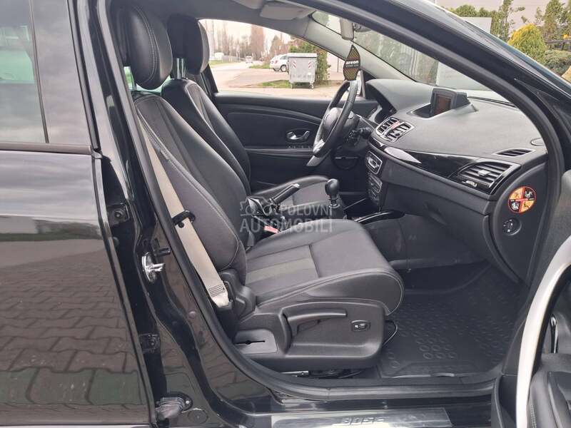 Renault Megane BOSE