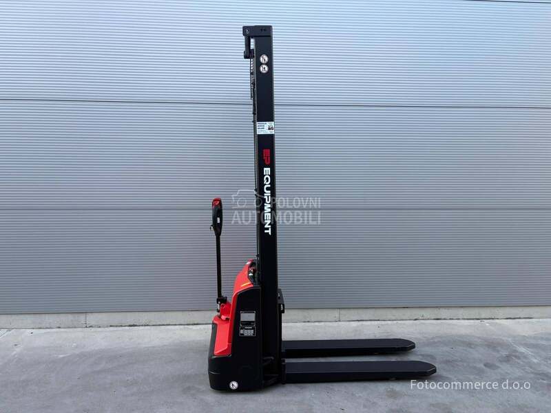 EP Equipment DS3 STAKER  3.9m