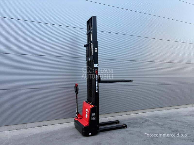 EP Equipment DS3 STAKER  3.9m