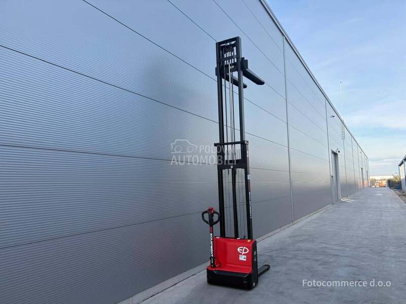 EP Equipment DS3 STAKER  3.9m