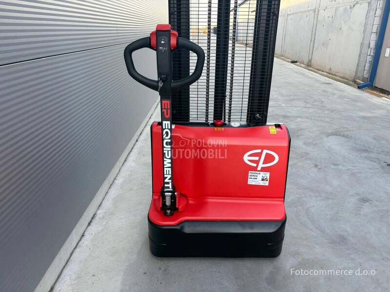 EP Equipment DS3 STAKER  3.9m