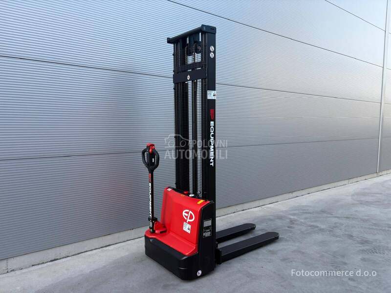 EP Equipment DS3 STAKER  3.9m