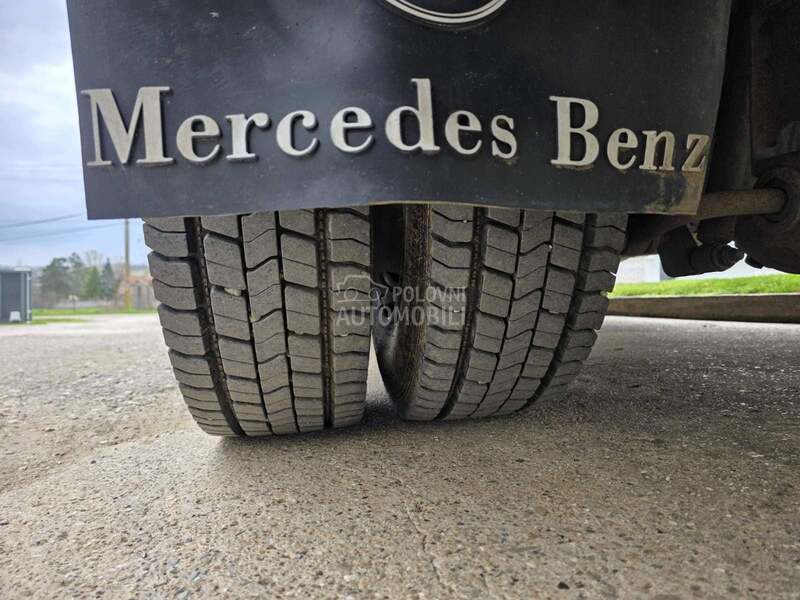 Mercedes Benz atego 818