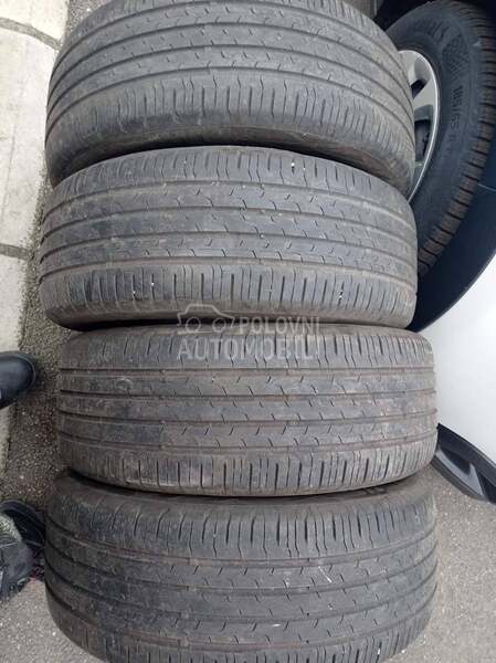 Continental 215/55 R17 Letnja