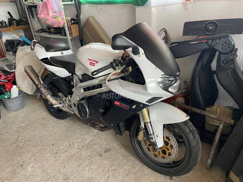 Aprilia sl 1000 falco